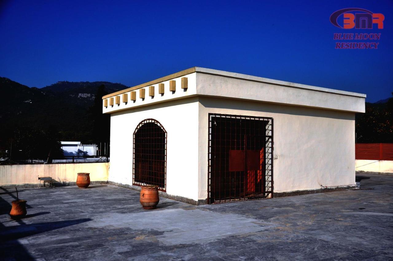 Hotel Blue Moon Residency Islamabad Exterior foto