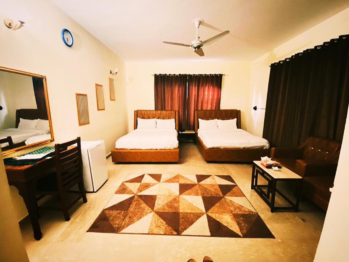 Hotel Blue Moon Residency Islamabad Exterior foto